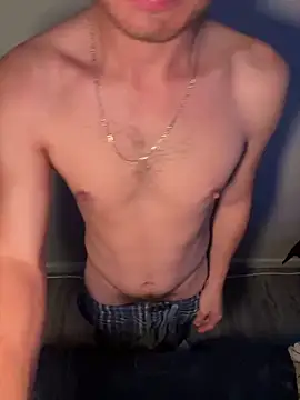 Snapshot of demonslayerr999 chatting on December 2024 06:42:02 PM demonslayerr999 online show from December 2024 06:42:02 PM