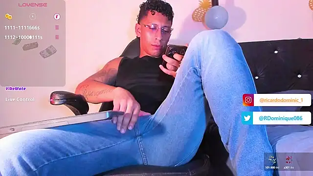 FuckHardlove online show from December 2024 12:41:01 AM