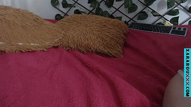 Snapshot of Latina_BigBoobs chatting on March 2025 10:27:02 PM Latina BigBoobs online show from March 2025 10:27:02 PM