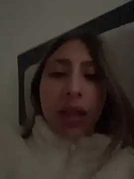 Ameellie online show from December 2025 08:36:02 PM