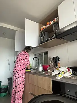 Ameellie online show from February 2026 06:17:02 PM