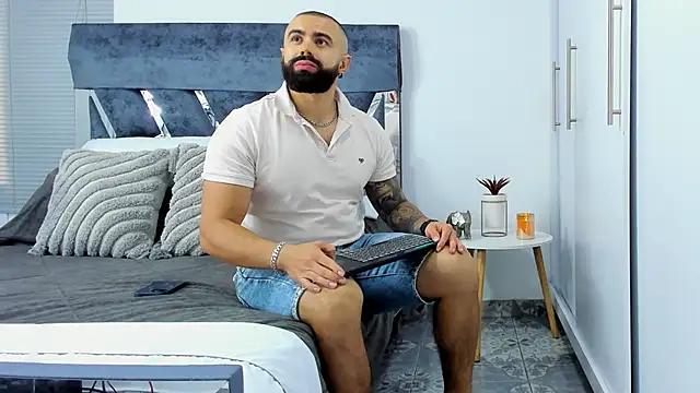 Zack Froone online show from January 2026 03:27:02 PM