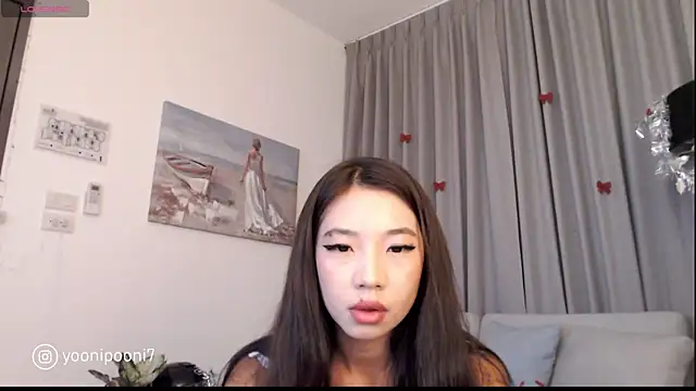 yoonipooni online show from December 2024 12:16:02 PM