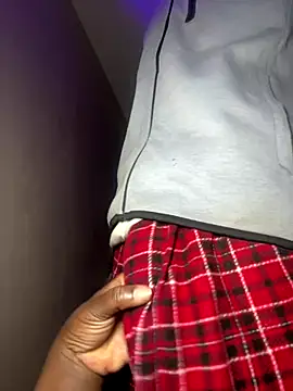 skiihot online show from September 2025 07:52:01 PM