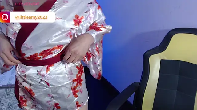 little  amy  online show from February 2025 10:21:02 PM