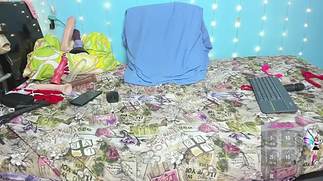 Snapshot of natacha_wolf chatting on March 2025 08:40:01 AM natacha wolf online show from March 2025 08:40:01 AM