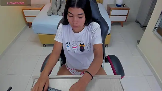 MILEY JOAS2 online show from March 2025 07:25:01 PM