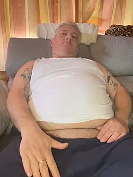 Snapshot of Russirayu chatting on February 2025 03:26:02 PM Russirayu online show from February 2025 03:26:02 PM