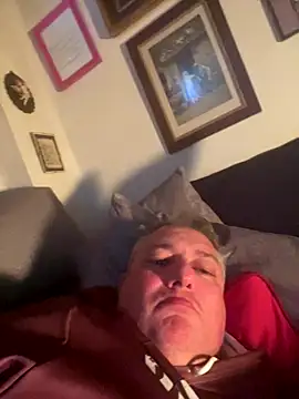 Snapshot of Russirayu chatting on January 2026 03:14:02 PM Russirayu online show from January 2026 03:14:02 PM