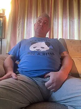 Snapshot of Russirayu chatting on January 2026 07:57:01 AM Russirayu online show from January 2026 07:57:01 AM