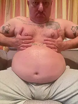 Snapshot of Russirayu chatting on March 2026 04:22:02 PM Russirayu online show from March 2026 04:22:02 PM