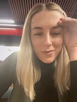 MommmyYummy online show from December 2024 11:12:02 AM