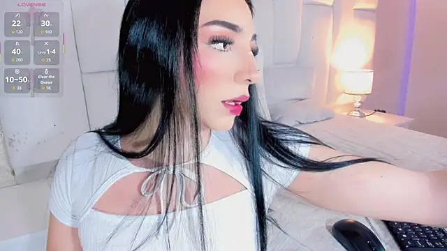 Snapshot of andrea_alvarz chatting on January 2026 04:37:02 AM andrea alvarz online show from January 2026 04:37:02 AM