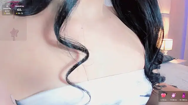 Snapshot of andrea_alvarz chatting on January 2026 04:29:02 AM andrea alvarz online show from January 2026 04:29:02 AM