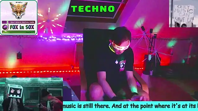 RevilO1180 online show from February 2026 08:07:01 PM