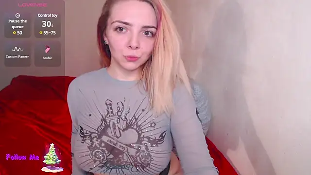 Snapshot of mia-joy chatting on January 2025 09:44:02 PM mia-joy online show from January 2025 09:44:02 PM