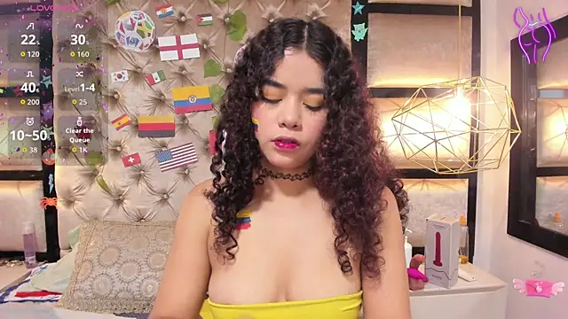 Snapshot of Angela_lovee chatting on June 2026 12:50:02 PM Angela lovee online show from June 2026 12:50:02 PM