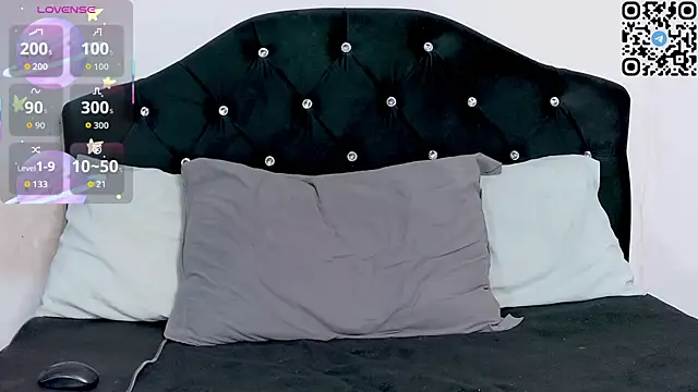 Snapshot of nonawhitemm chatting on October 2025 10:56:02 PM nonawhitemm online show from October 2025 10:56:02 PM