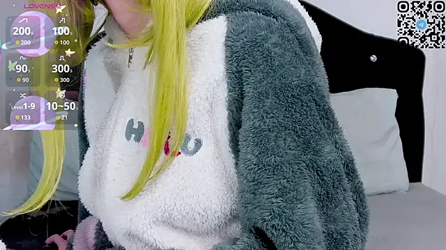 Snapshot of nonawhitemm chatting on October 2025 11:38:01 PM nonawhitemm online show from October 2025 11:38:01 PM