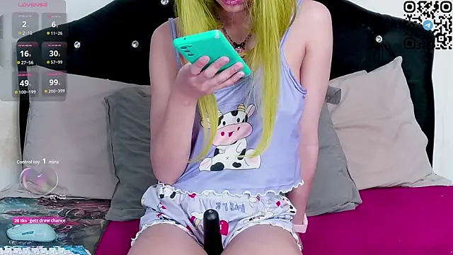 Snapshot of nonawhitemm chatting on November 2025 10:54:02 PM nonawhitemm online show from November 2025 10:54:02 PM