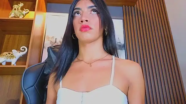 Alahia Rodriguez online show from May 2026 08:28:01 PM