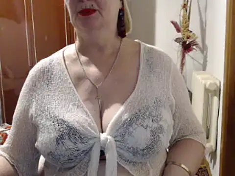 Secretfox online show from February 2025 11:05:02 AM