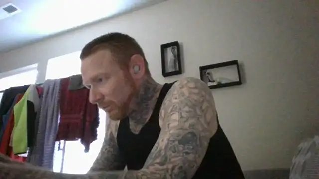 jtexas05 online show from September 2025 11:30:01 PM