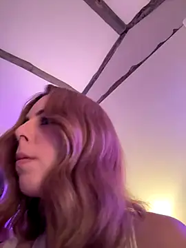 Mia Railey online show from December 2025 10:15:01 PM