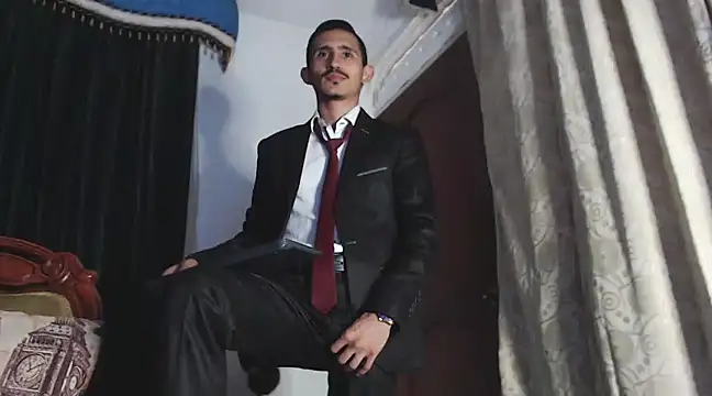 Snapshot of HomeAloneK chatting on February 2025 07:54:01 PM HomeAloneK online show from February 2025 07:54:01 PM