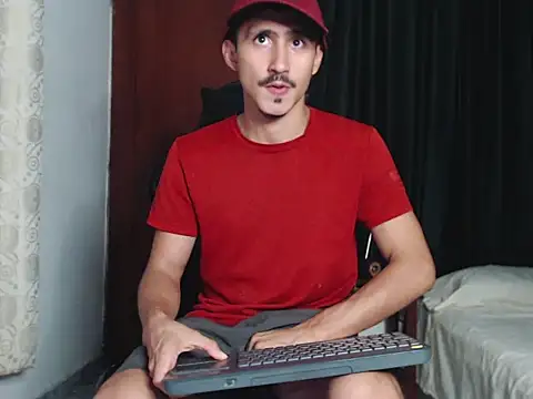 Snapshot of HomeAloneK chatting on September 2025 07:27:01 PM HomeAloneK online show from September 2025 07:27:01 PM