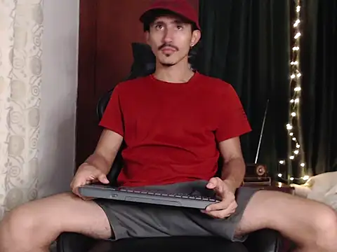 Snapshot of HomeAloneK chatting on September 2025 07:16:01 PM HomeAloneK online show from September 2025 07:16:01 PM