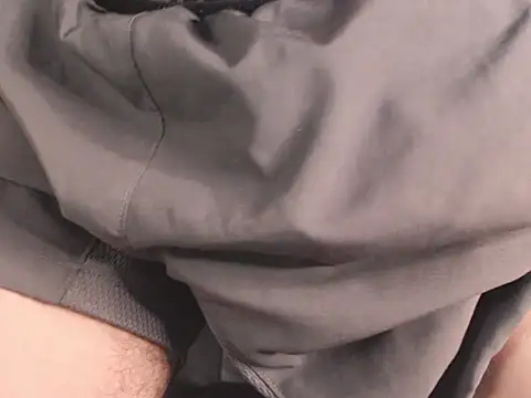 Snapshot of HomeAloneK chatting on October 2025 07:33:02 PM HomeAloneK online show from October 2025 07:33:02 PM