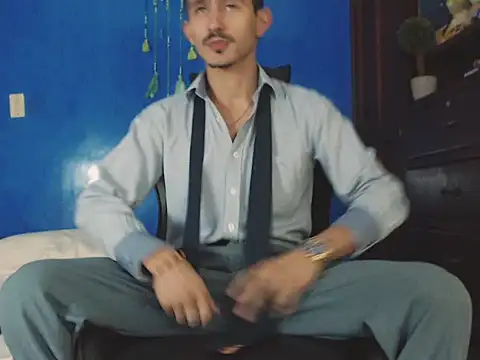 Snapshot of HomeAloneK chatting on October 2025 07:37:02 PM HomeAloneK online show from October 2025 07:37:02 PM