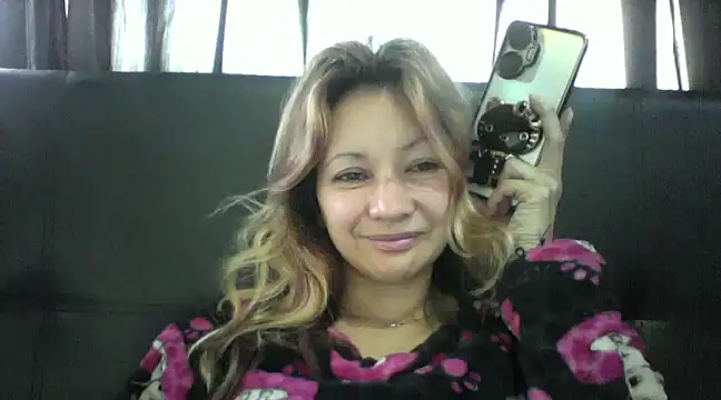 Snapshot of Paulita_x3 chatting on March 2025 11:16:01 AM Paulita x3 online show from March 2025 11:16:01 AM