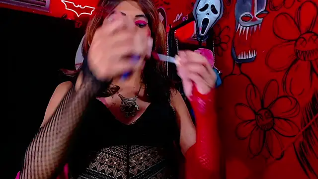 Snapshot of HugeDanex chatting on February 2026 04:11:02 PM HugeDanex online show from February 2026 04:11:02 PM