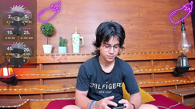 alex 477 online show from March 2025 11:36:02 AM