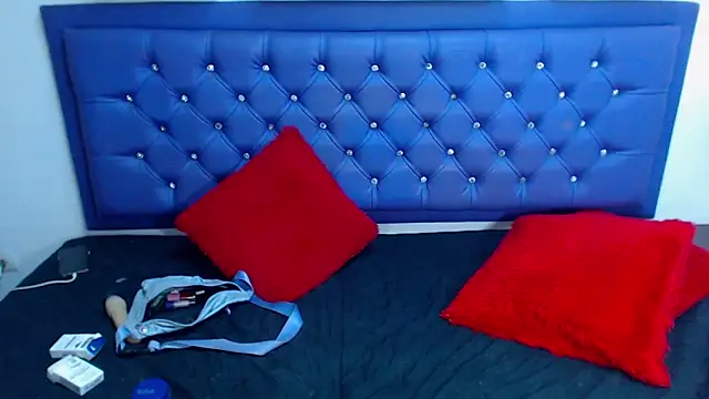 kiwii nasty online show from January 2025 03:57:02 AM