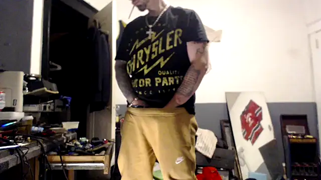 sledge901 online show from January 2025 05:54:01 AM