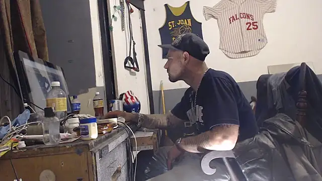 sledge901 online show from November 2025 03:16:02 AM