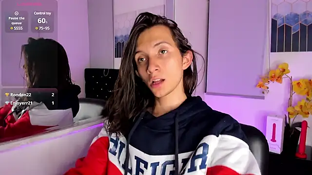 Feniix   online show from January 2025 06:17:01 AM