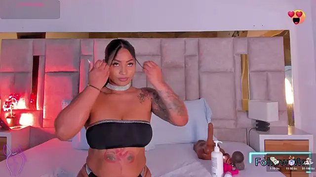 Snapshot of Miss_Abigail_ chatting on October 2025 01:44:01 PM Miss Abigail online show from October 2025 01:44:01 PM