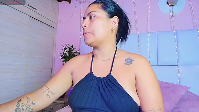 Snapshot of kiana_cream chatting on March 2025 11:44:02 AM kiana cream online show from March 2025 11:44:02 AM