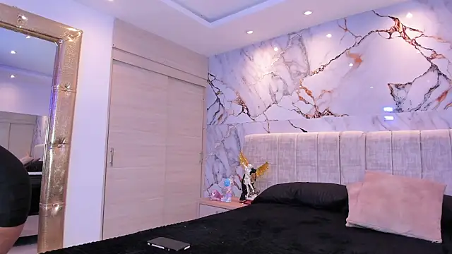 Snapshot of kiana_cream chatting on November 2025 11:31:02 AM kiana cream online show from November 2025 11:31:02 AM