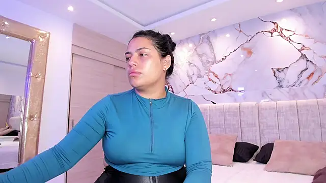 Snapshot of kiana_cream chatting on November 2025 11:49:01 AM kiana cream online show from November 2025 11:49:01 AM