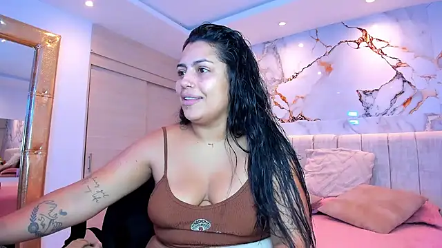 Snapshot of kiana_cream chatting on March 2026 01:33:02 AM kiana cream online show from March 2026 01:33:02 AM