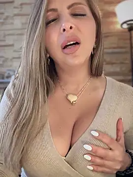  Abril-Office1 online show from October 2025 06:05:02 PM