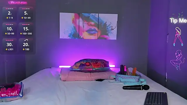 Snapshot of IsabellaSpencer chatting on January 2025 10:13:02 PM IsabellaSpencer online show from January 2025 10:13:02 PM