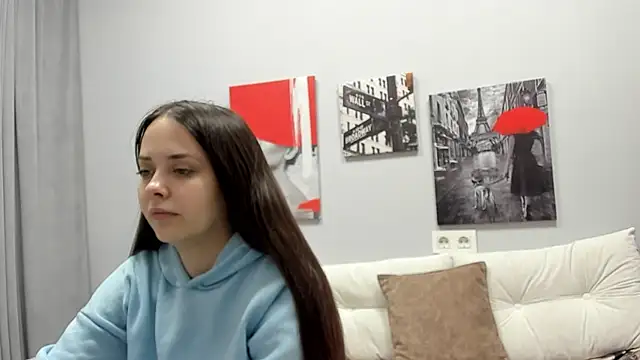 Tiny JuJu online show from April 2026 01:05:02 AM