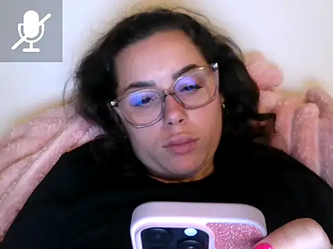 LovelyJulliette online show from November 2025 03:12:02 PM