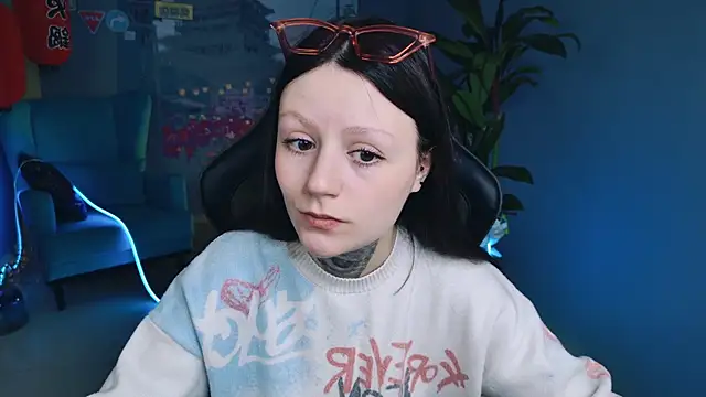 VeliraBraitberg online show from December 2024 09:06:02 AM